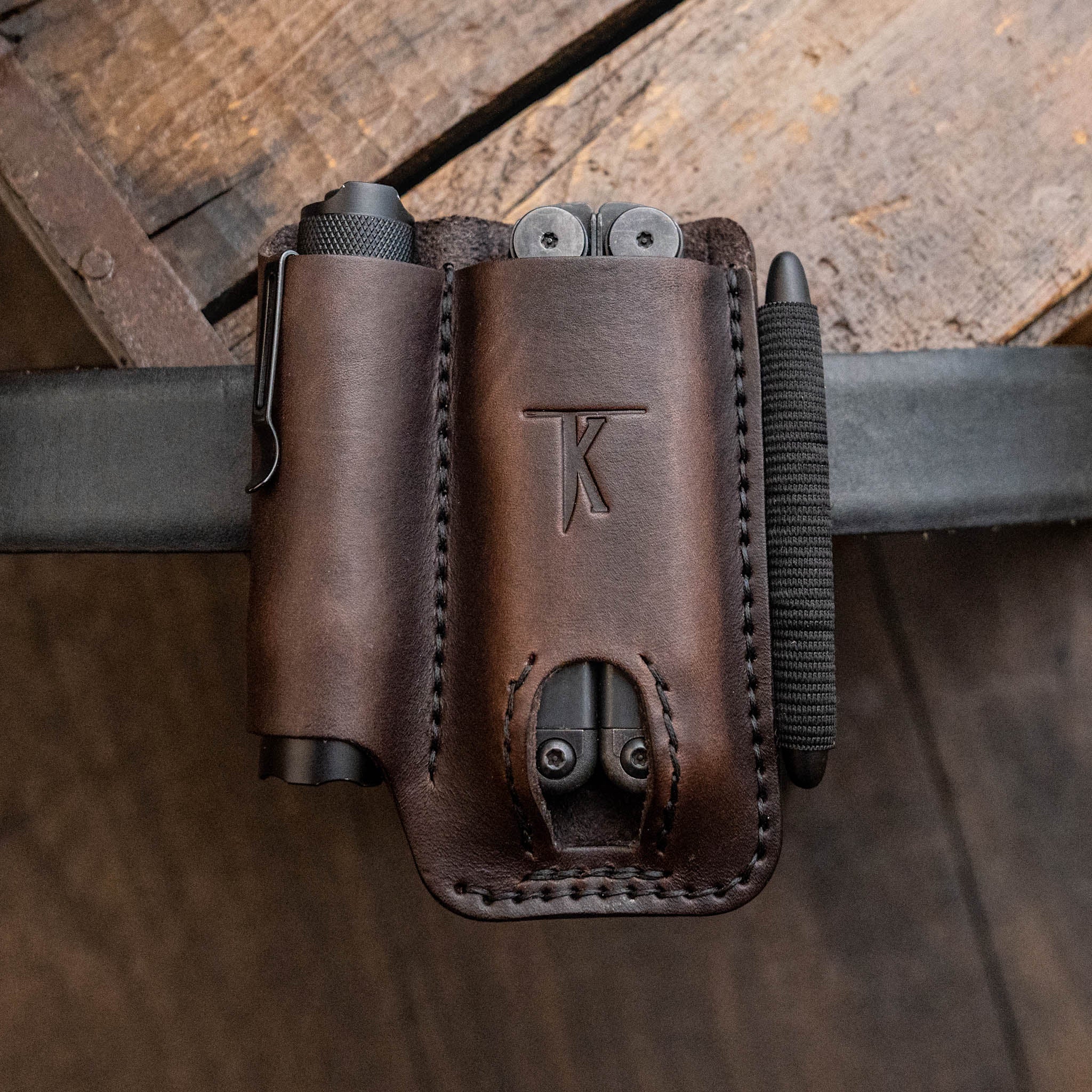 Tale of Knives Belt Holster (Clipped)